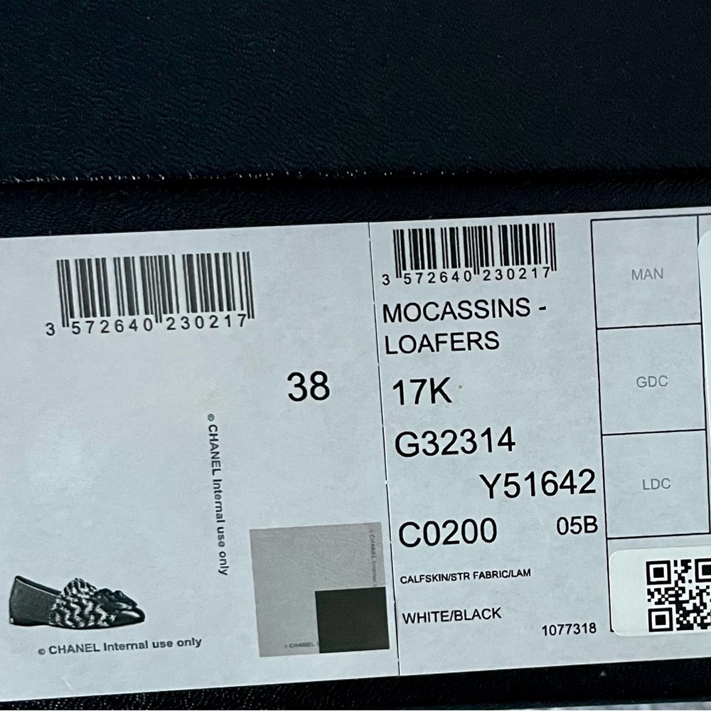 Chanel, moccasin flats, size 38, brand new in box - Picture 4 of 5